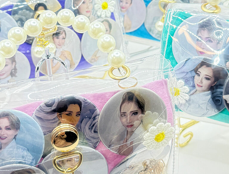 推し活グッズ　サンデーユニバース